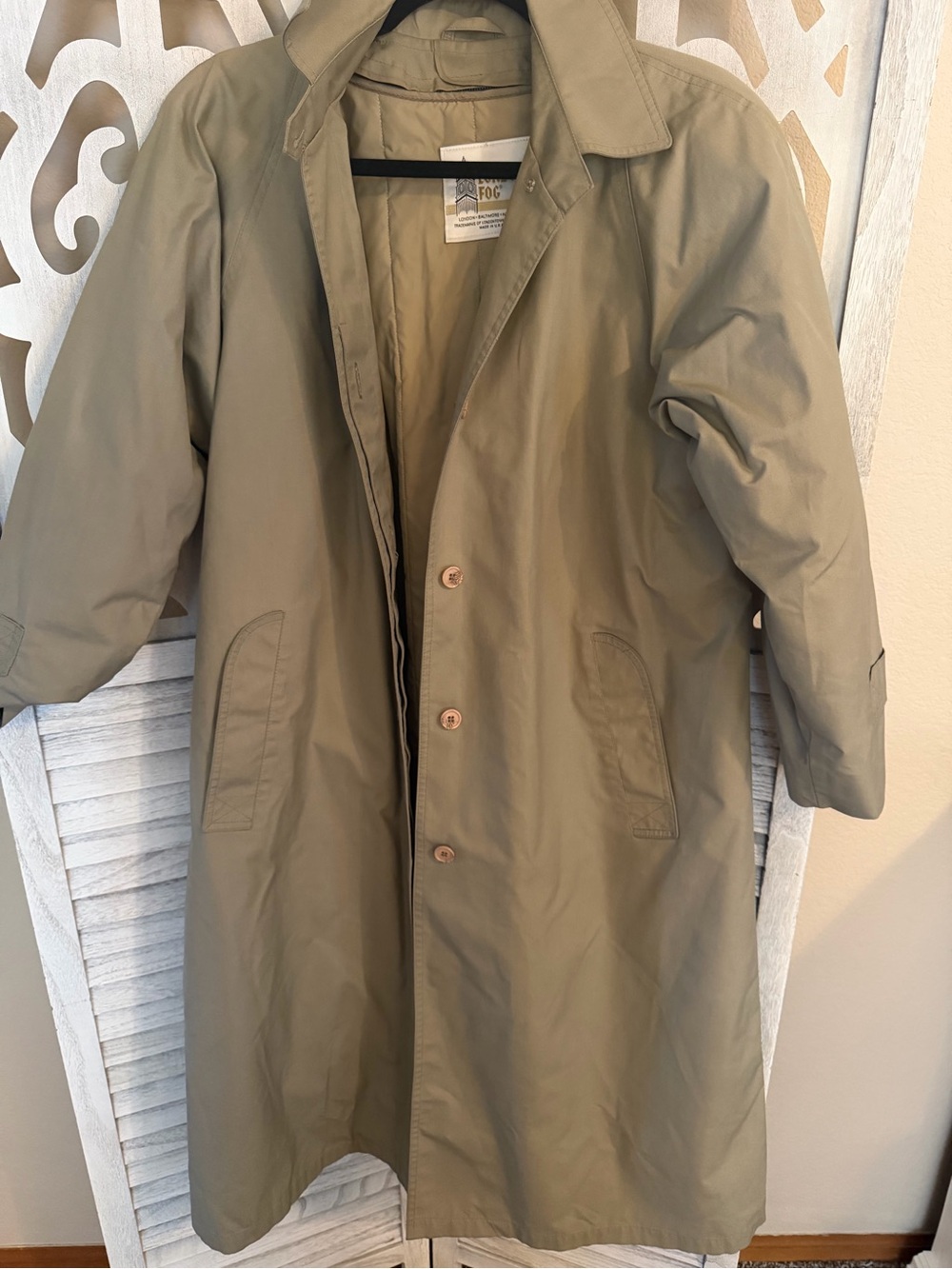 London Fog Women’s Vintage  Beige Trench Coat Petite 12